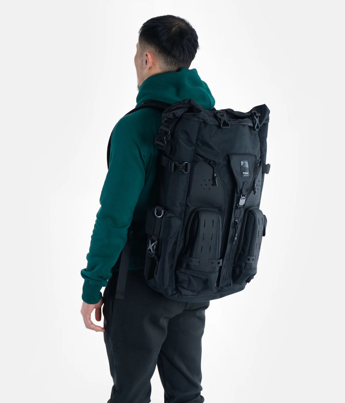 Essential Back Pack 25 - Black